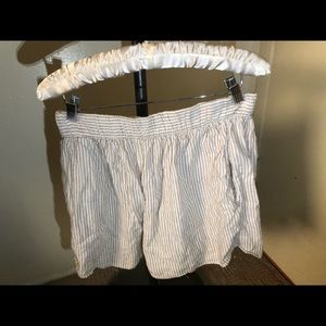 Gap bundle shorts